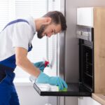 كيف تختار شركة تنظيف مطابخ موثوقة في الكويت؟